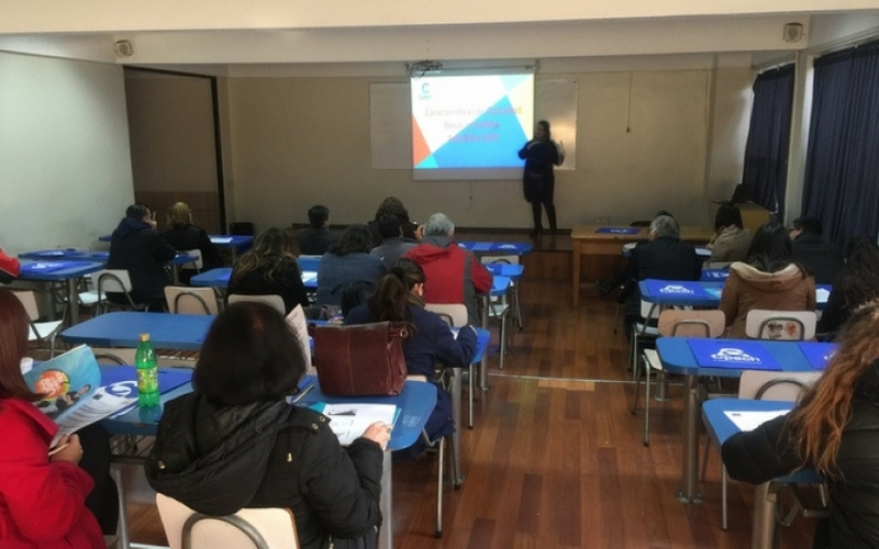 Profesores Jefes reciben charla informativa sobre alternativas de financiamiento en Educación Superior