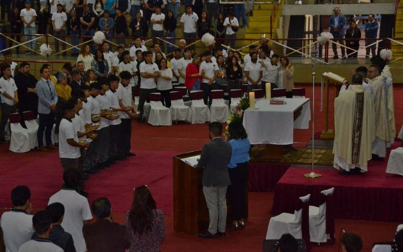 Estudiantes de IV medio despiden su ciclo escolar