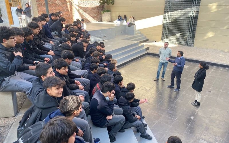 Electivo de Economía y Sociedad visita escuela de geografía de la UAHurtado