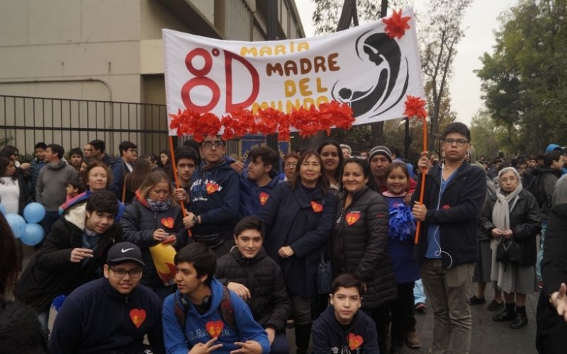 De la mano de María Auxiliadora