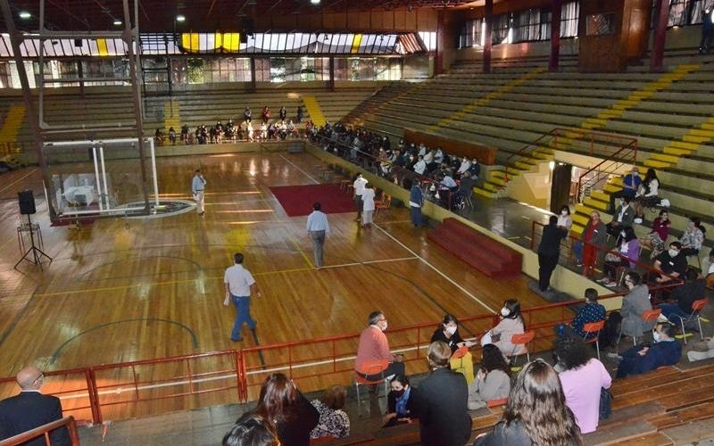 Docentes y asistentes de la educación retornan al colegio