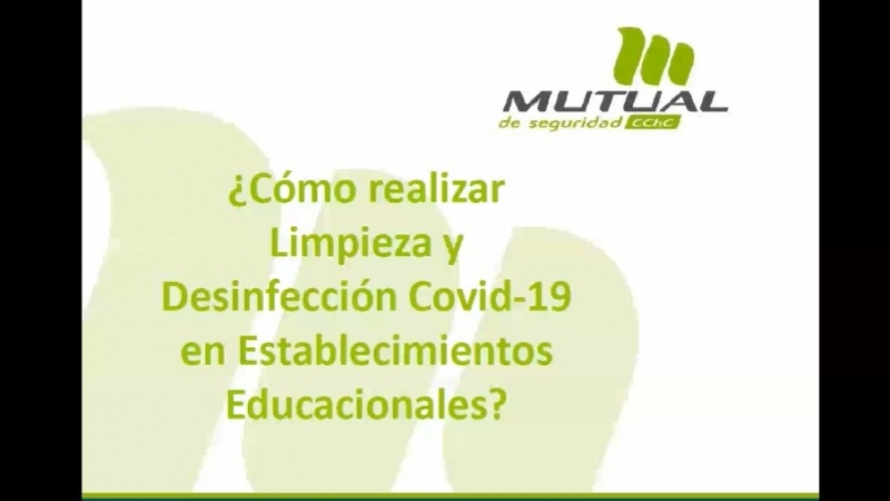 Trabajadores del colegio se capacitan para abordar el Covid-19