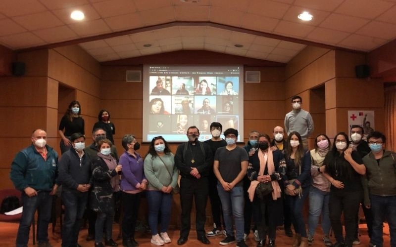 Padre Carlo Lira sdb. visita Salesianos Alameda